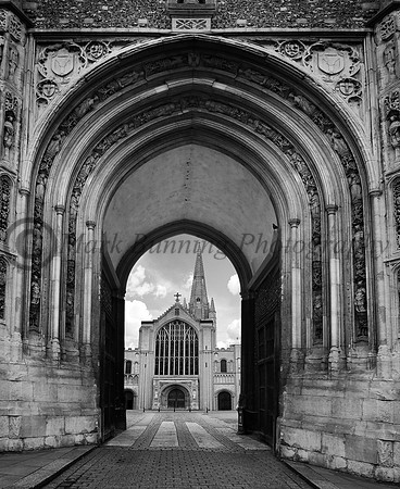 Under the arch to Norwich cathedral